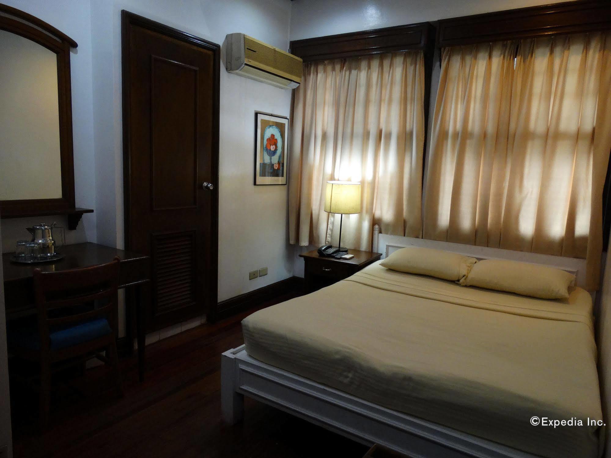 Malate Pensionne Manila Eksteriør billede